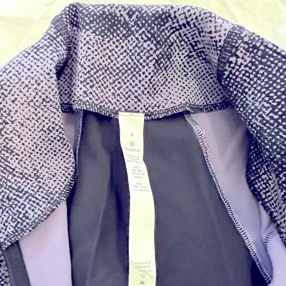 Lululemon zip up jacket size 4 - Picture 4 of 4